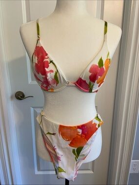 Italian Christies Bikini Swimwear. Size 4 US .